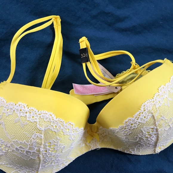 🔥🔥Victoria’s Secret lace push up bra 32C - Picture 3 of 3
